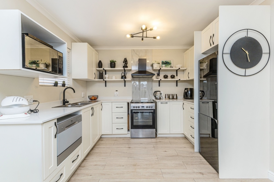 2 Bedroom Property for Sale in Durbanville Western Cape